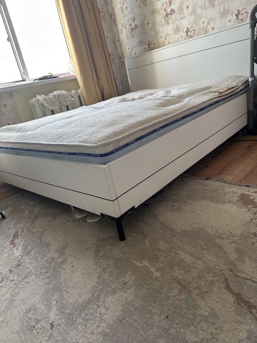 Кровать двуспальная