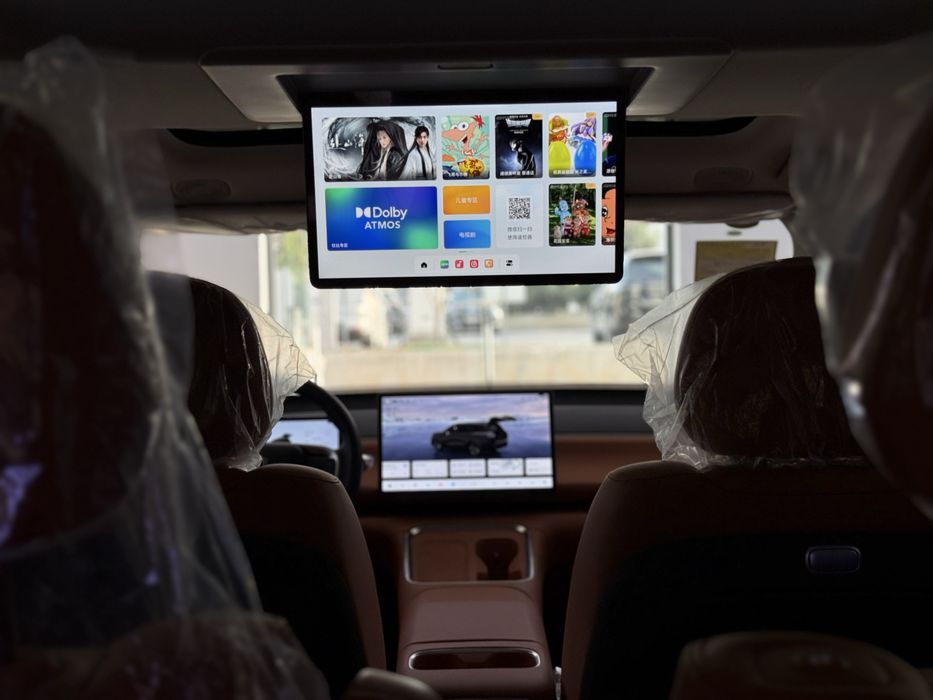 LEAPMOTOR C16 Elektr Restyling