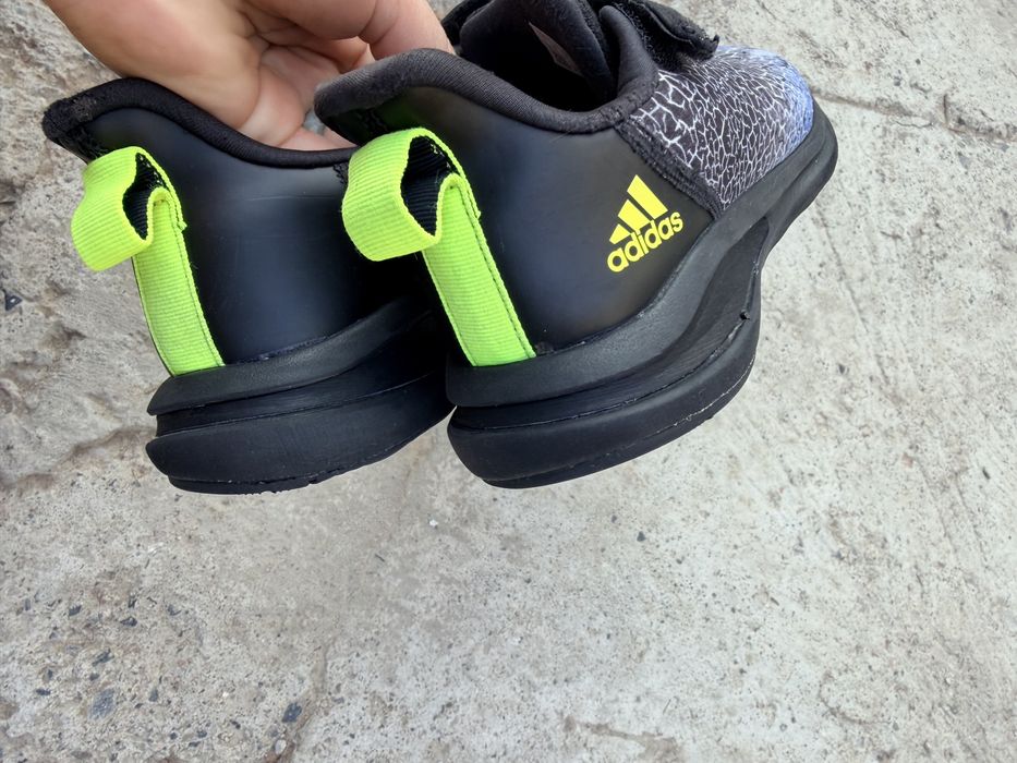 Adidas predator кроссовки 39 р