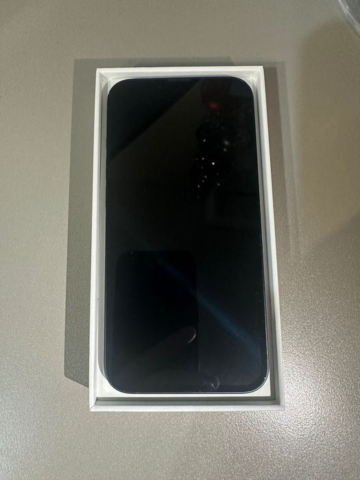 iPhone 14 128GB midnight