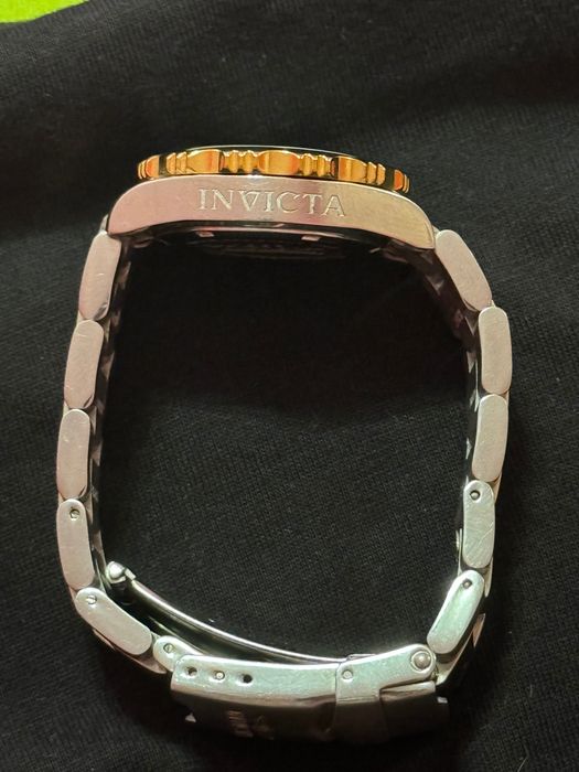 Часовник INVICTA