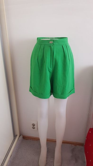 Pantaloni scurti