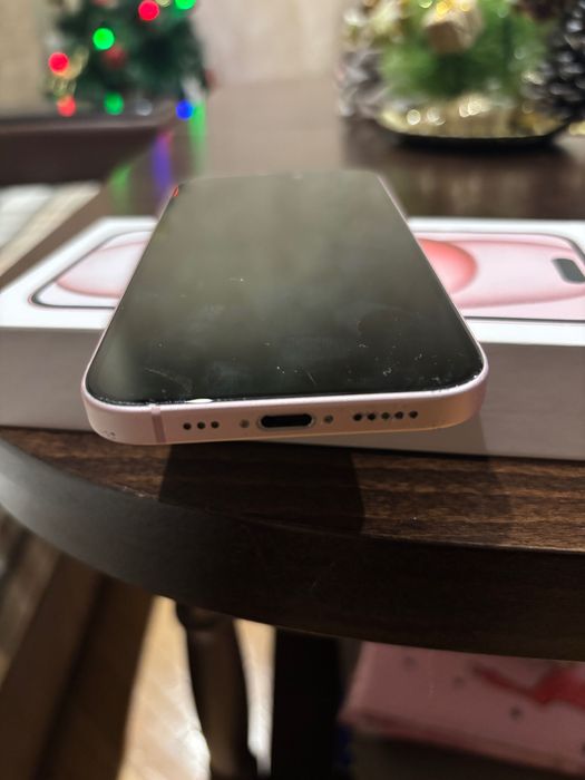 iPhone 15 128 GB Pink