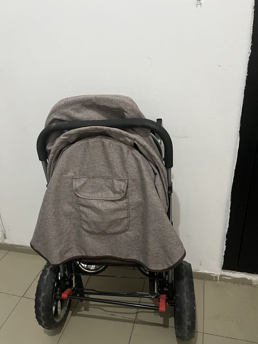Продам б/у коляску за 5тыс.