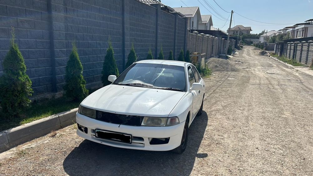 Mitsubishi Mirage