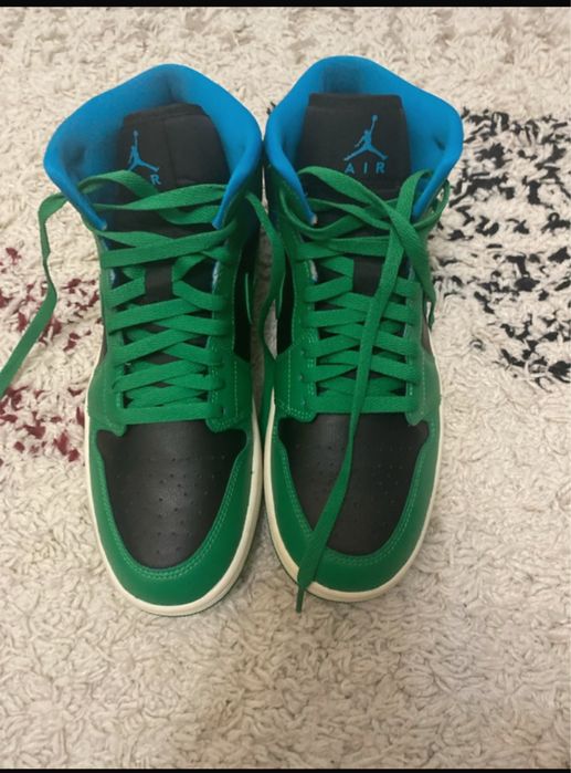 Vând jordan 1 mid noi