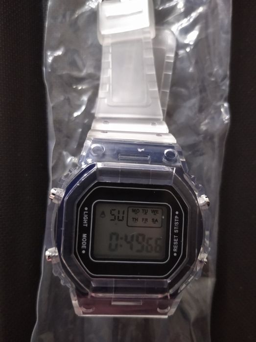 Часы новые Самовывоз Обмена нет