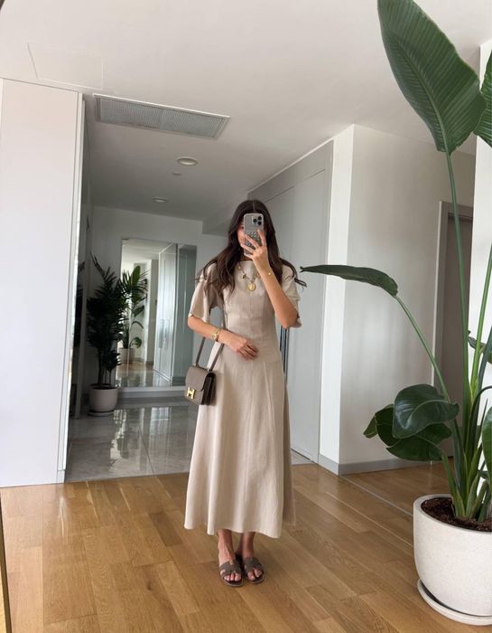 В наличии  Платье в длину миди Размер S 70% хлопок 30% лён