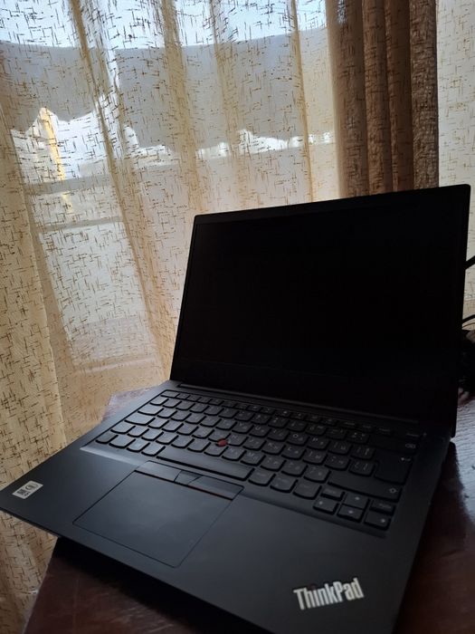 Lenovo TinkPad  E14 / i5/14''/16/256