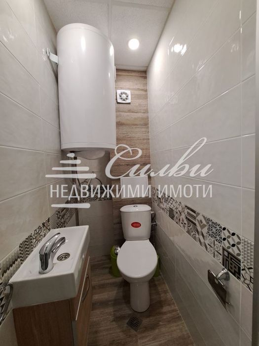 Продава се Тристаен апартамент в Шумен, Пазара - 110 кв.м за 1800 €/кв.м - Снимка #10