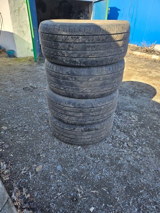 Продаю шины летние