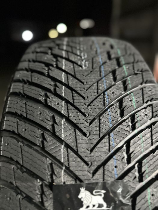Зимен Спорт Пакет ARIVO 285/40R22 325/35R22 НОВ DOT 2854022  3253522