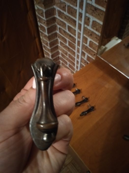 Мебельные ручки