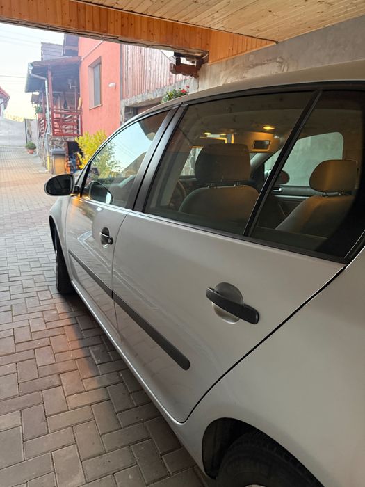 Volkswagen golf 5