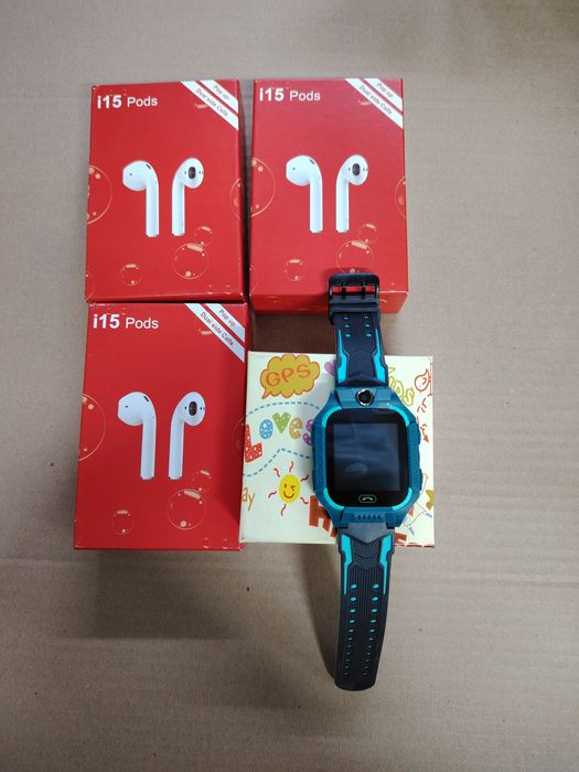 Наушники и детские часы