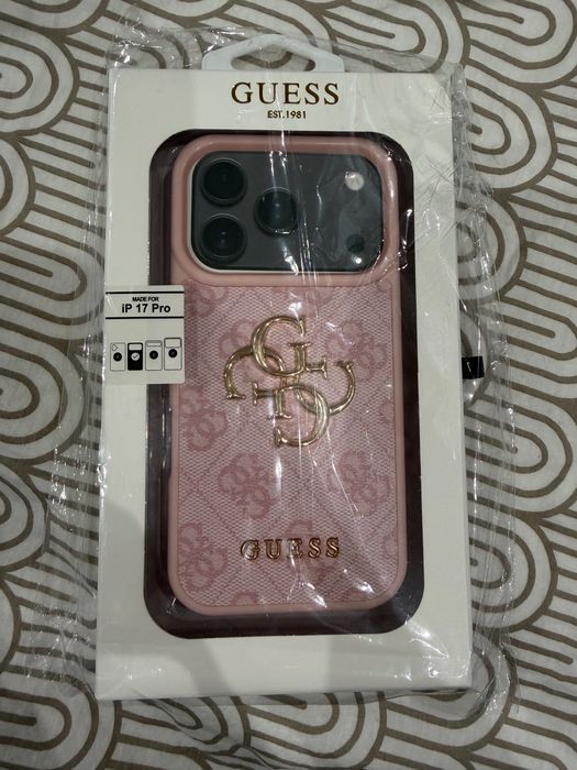 Guess калъф за iPhone 17 pro ЧИСТО НОВ!