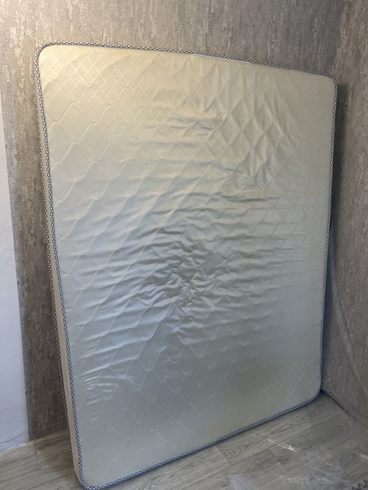 Продается матрас качественный