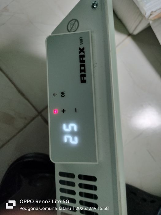 Panel incalzitor perete ,adax clea,finisaj sticla alba