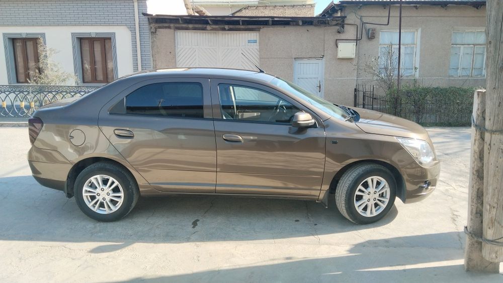 Chevrolet Cobalt 2023 — 3