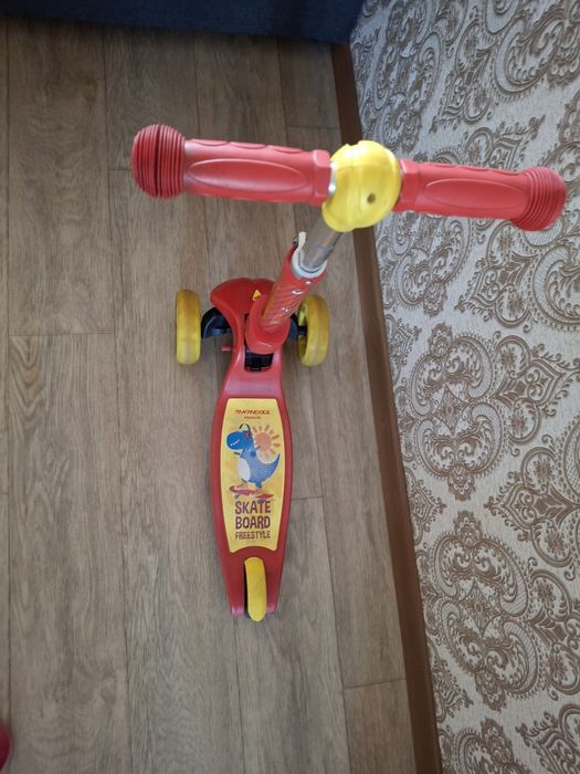 Детский  самокат