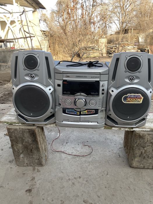 музыкальный центр LG