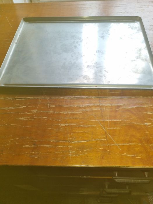 Поднос металический