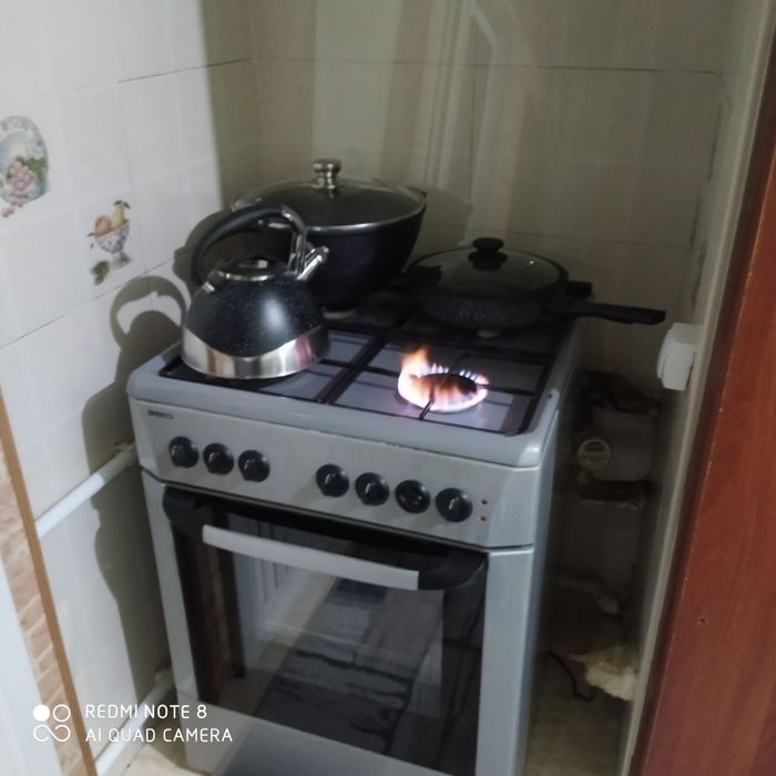 Юнусобод -3,С,ХОЗЯЙКОЙ комнату сдаём для мальчиком  по 100уе