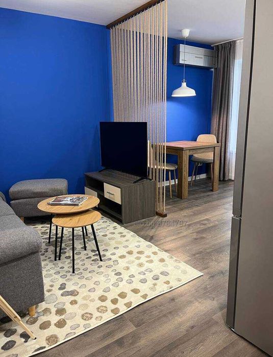 Продава се Тристаен апартамент в Добрич, Христо Ботев - 84 кв.м за 1179 €/кв.м - Снимка #1