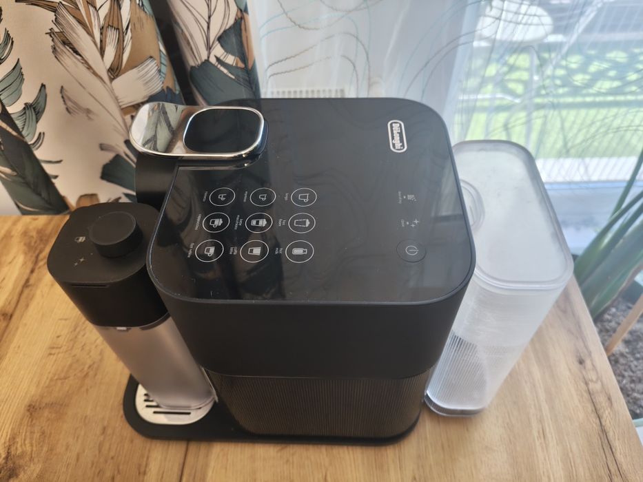 Nespresso Gran Lattissima Negru + pahar nespresso