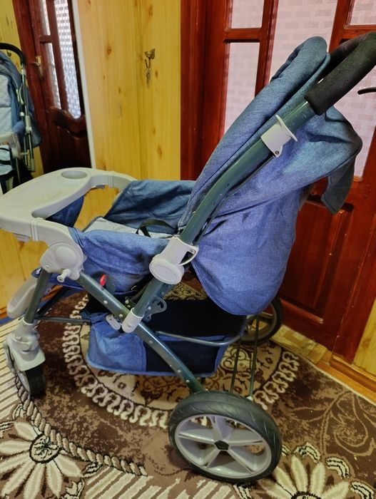 Срочно продаётся детская коляска