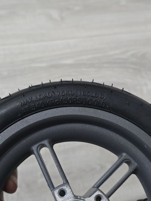 Roată spate Xiaomi Pro – Anvelopă gonflabilă MAGT 8.5”