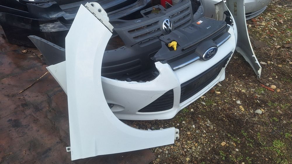 Fata completa ford focus 3 1.6 tdci bara capota far aripa  oglinda
