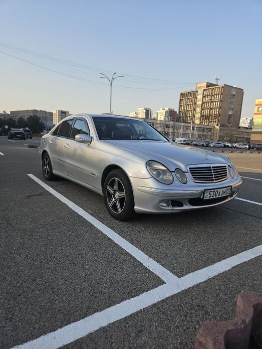 Mersedes-Benz w211