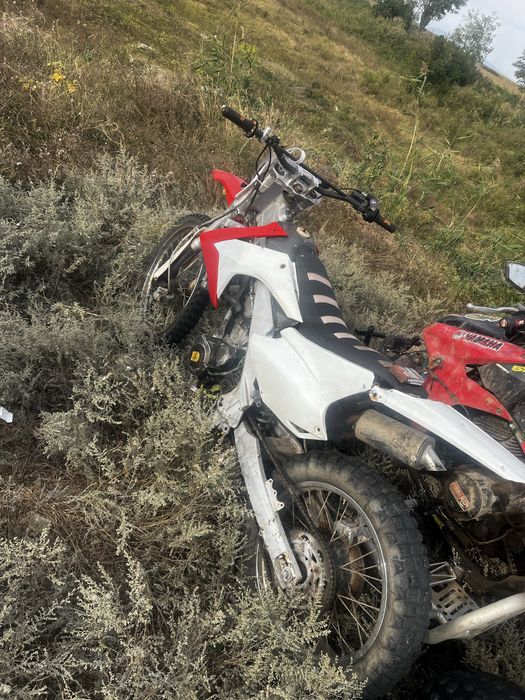 250 cc 4t racire apa