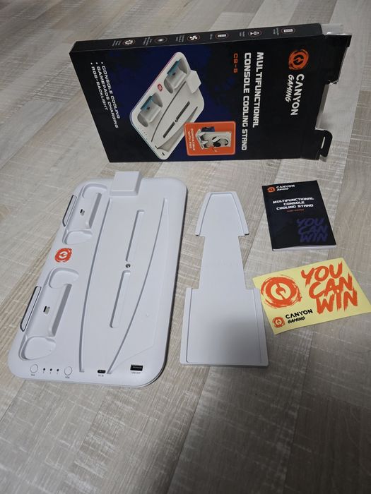 Докинг станция  за PS5 , rgb,охладител