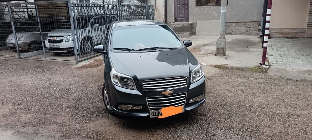 Срочна продаётся нексия 3 механика с 121000 пробегом 2020 года