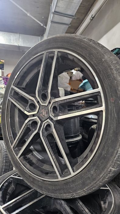 КОМПЛЕКТ дисков с шинами R17 для BMW