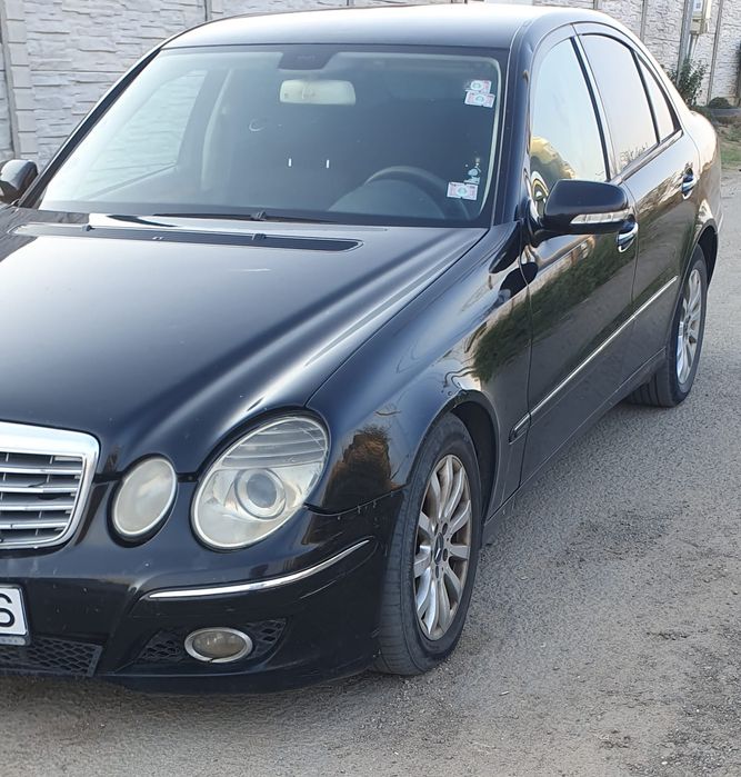 Dezmembrez Mercedes Eclass 2008 2.2 cdti