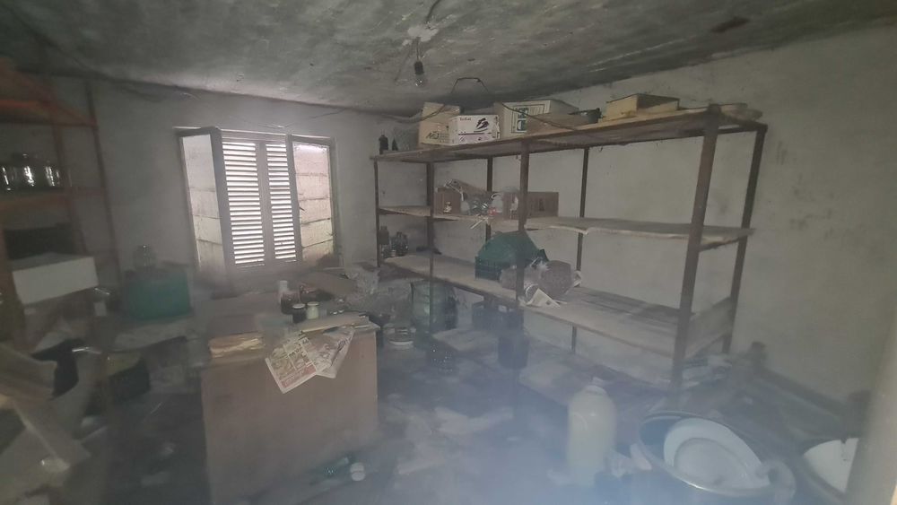 1722-Продава се триетажна тухлена на плоча къща в село Гецово!