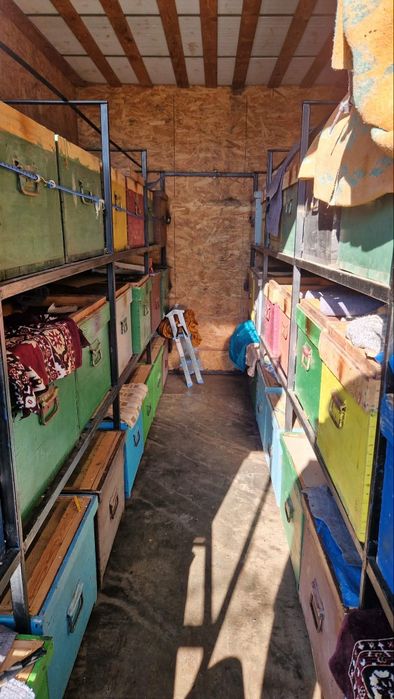 Stupină de vânzare