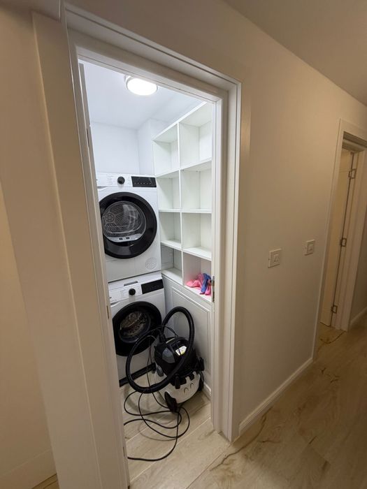 APARTAMENT DE INCHIRIAT, Bucovinei - Mircea cel batran, 2 camere, bucatarie separata, centrala proprie, incalzire in pardoseala, recent renovat!