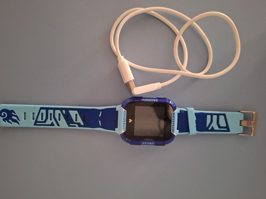 Детски смарт часовник/smart watch