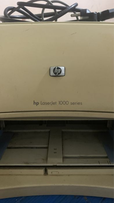 hp 1000 series Sotiladi
