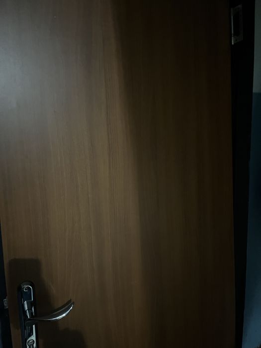 Продам дверь межкомнатную