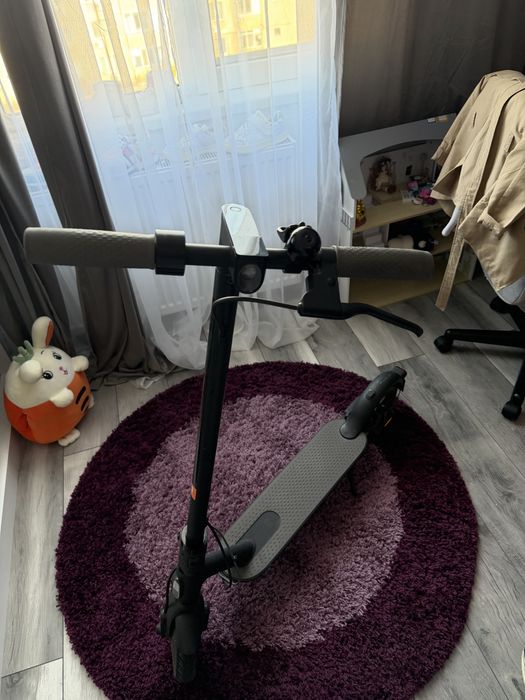 Trotineta xiaomi mi  stare foarte buna