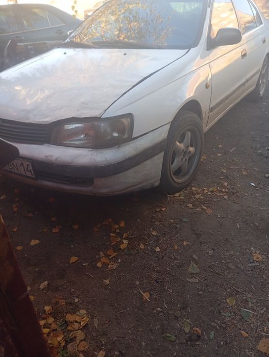 Продам Тайота Карина е