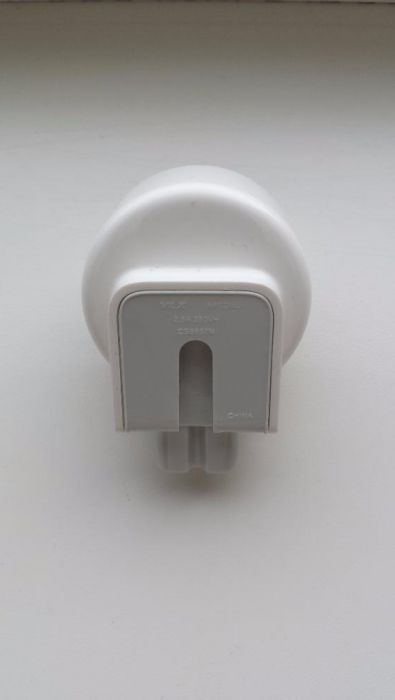 Adaptor Laptop Apple MacBook pentru priza Australia