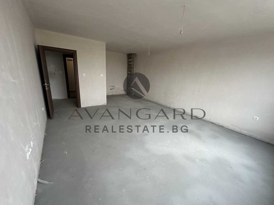 Продава се Двустаен апартамент в Пловдив, Тракия - 80 кв.м за 1400 €/кв.м - Снимка #1