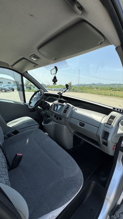 Inchiriez microbuz/ Inchiriez minivan 8+1