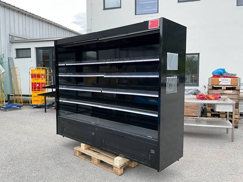 Крайстенна хладилна витрина ISA spa 2500 Plug-in